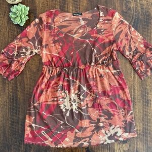 Cha Cha Vente | Y2K Scoop Neck Babydoll Blouse in Abstract Print, Size S